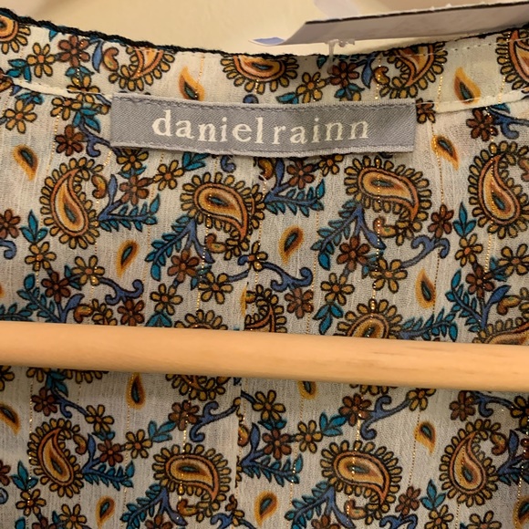 Daniel Rainn Blouse, Boho, Browns and Orange - Picture 2 of 3